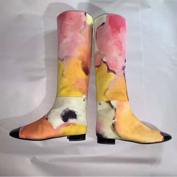 CHANEL size 38.5 abstract floral watercolor RIDING BOOTS spring 2015 collection - Picture 11 of 12